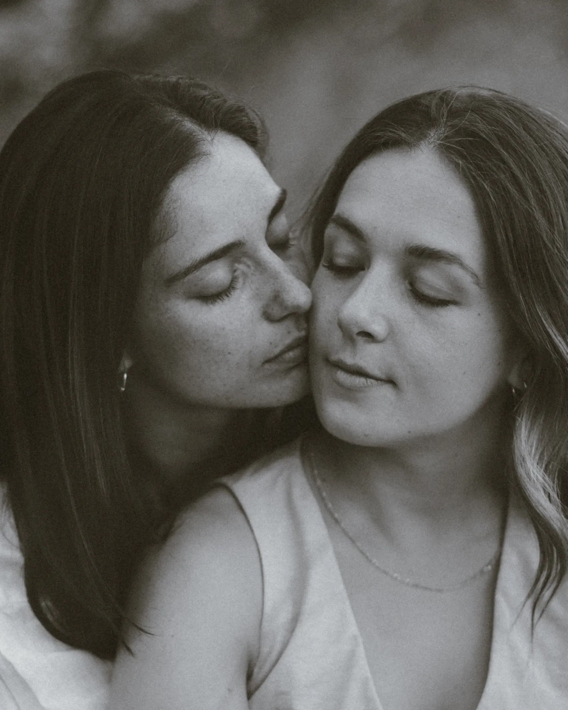 Parelles — Bruna Avellaneda